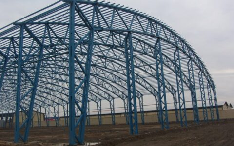 ساخت-سوله-در-ساوه-با-دهانه-بسیار-عریض-و-بدون-ستون-سوله-با-دهانه-58-متر-به-طول-108-متر-و-ارتفاع-8.5-در-ساوه-7-1